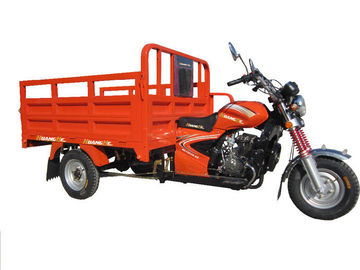 O triciclo Trike do motor da carga do portador de Chongqing com cabine personaliza a cor