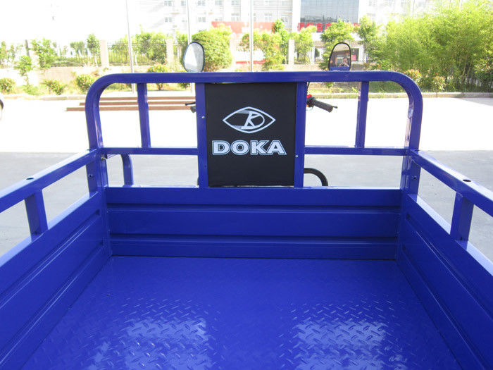 Caixa principal redonda grande motorizada da carga da luz 1.8m*1.25m do triciclo da carga 150CC