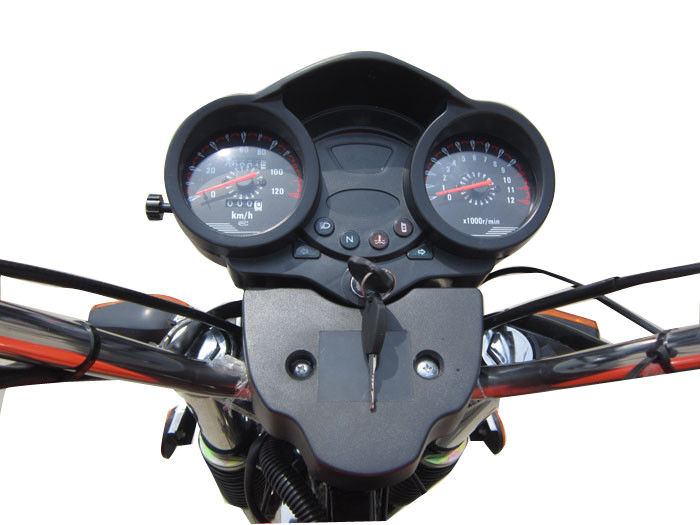 150CC vermelho motorizou o triciclo da carga, motocicleta de Trike do chinês com a caixa leve da carga
